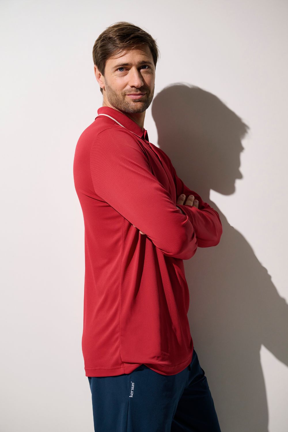 Polo anti-UV - Augusta rouge pour homme, léger, respirant et confortable, idéal pour le golf au soleil avec protection UPF 50+.