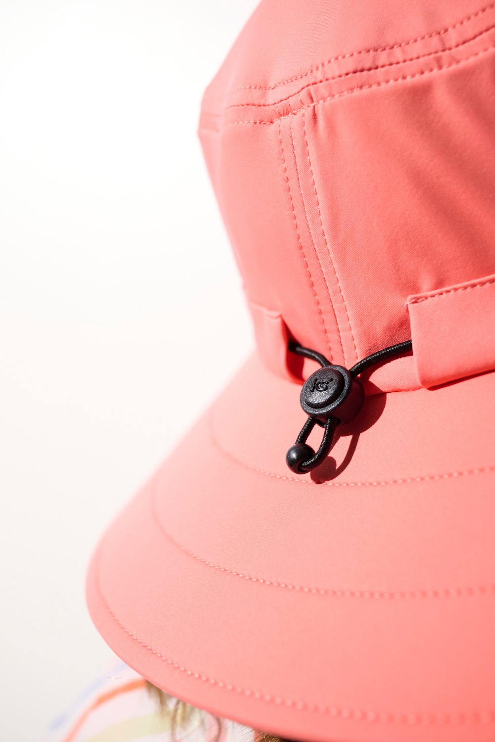 Chapeau de bain anti-UV - Galápagos rose, léger, ajustable, parfait pour protéger du soleil lors d'activités en plein air.