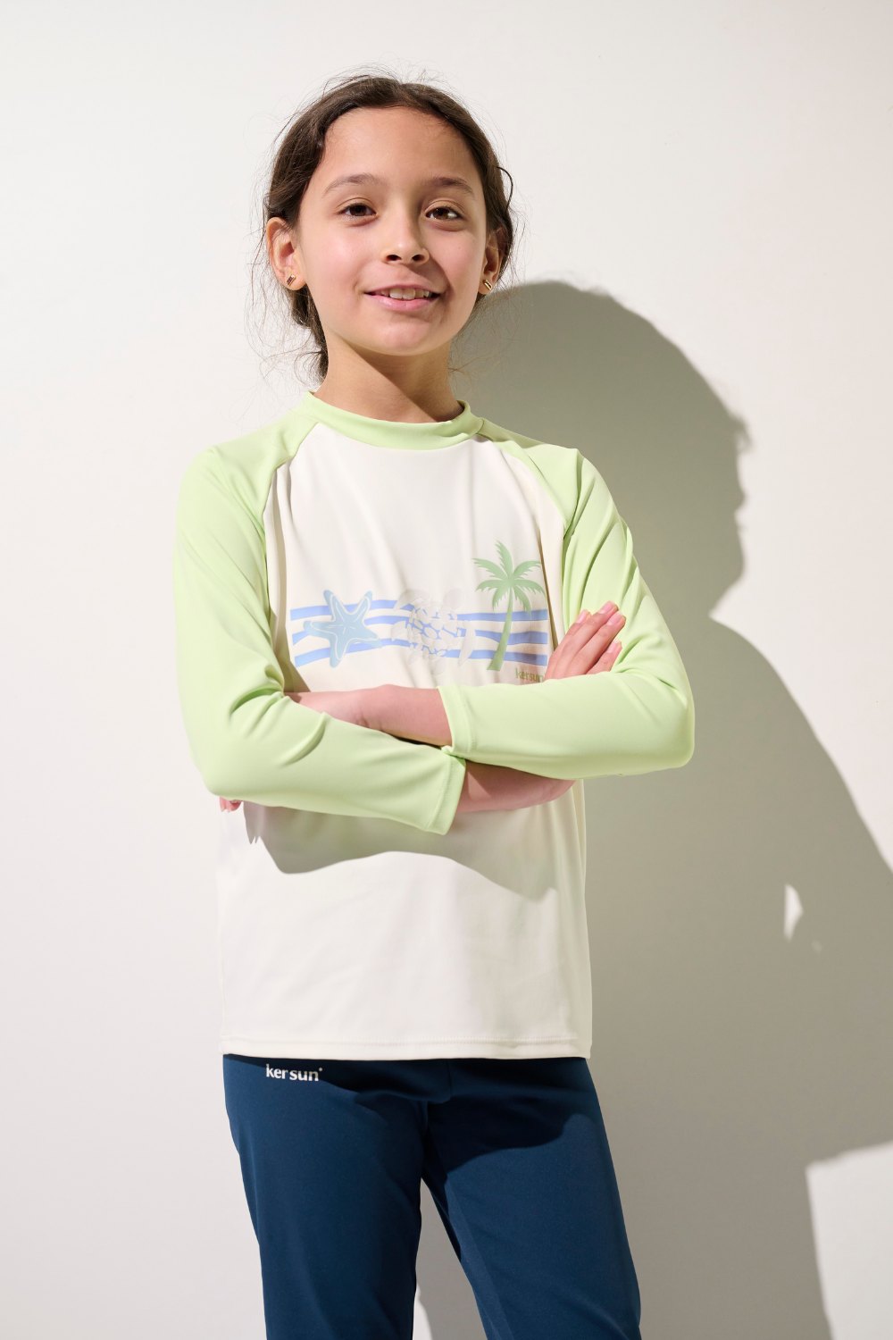 T-shirt de bain anti-UV - Fidji pour enfant, manches longues, léger et UPF 50+, parfait pour la plage.