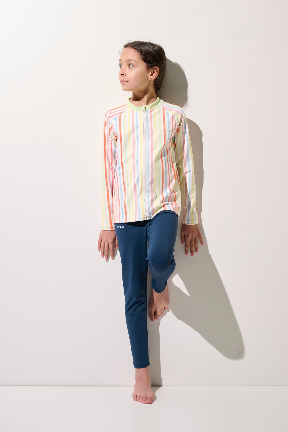 Veste de bain anti-UV - Fidji, à rayures multicolores, pour enfant, respirante et légère, UPF 50+.