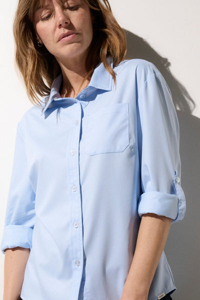 Chemise anti-UV pour femme Antibes, légère et respirante, certifiée UPF 50+.