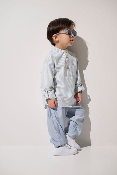 Chemise anti-UV - Sylt en rayures pour enfant, légère et élégante, assurant une protection solaire UPF 50+.