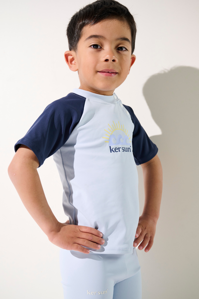 T-shirt de bain anti-UV - Samoa pour garçon, léger, UPF 50+, idéal pour la plage et les activités nautiques.