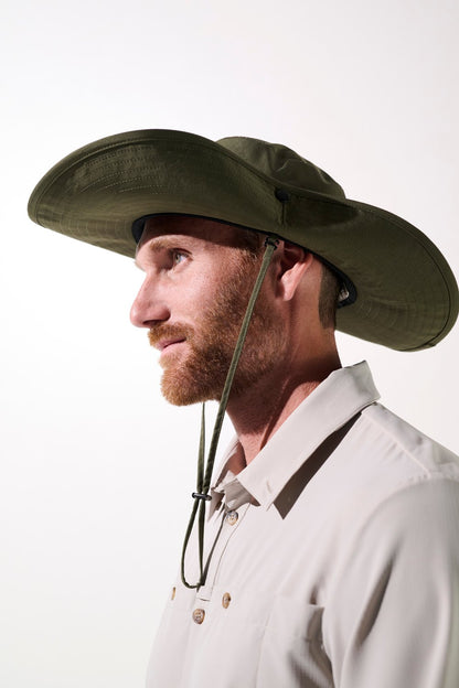 Chapeau anti-UV - Sequoia vert pour homme, léger et confortable, offrant une protection solaire UPF 50+.