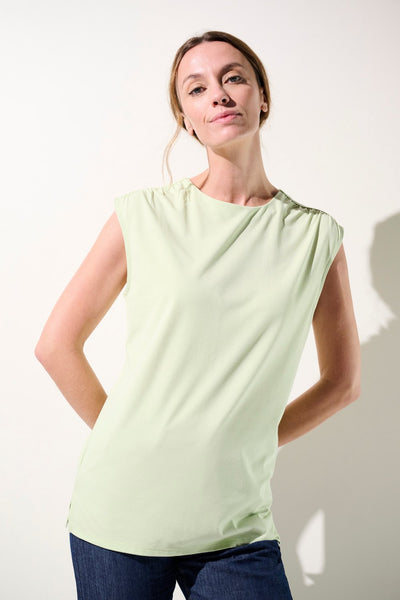 Débardeur anti-UV vert clair pour femme, élégant et léger, avec protection solaire UPF 50+.