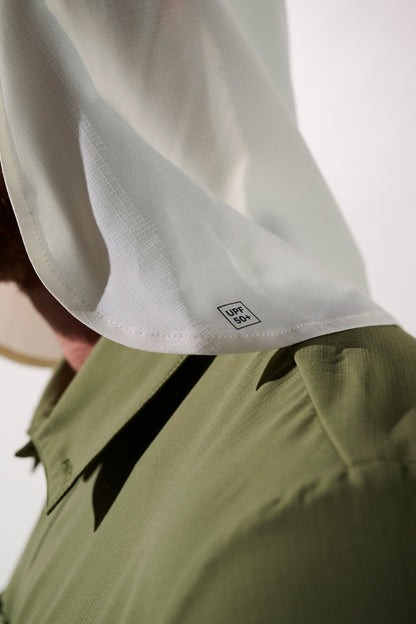 Cache-nuque anti-UV - Gobi léger et élégant, protection solaire UPF 50+ pour homme, porté sous un chapeau.