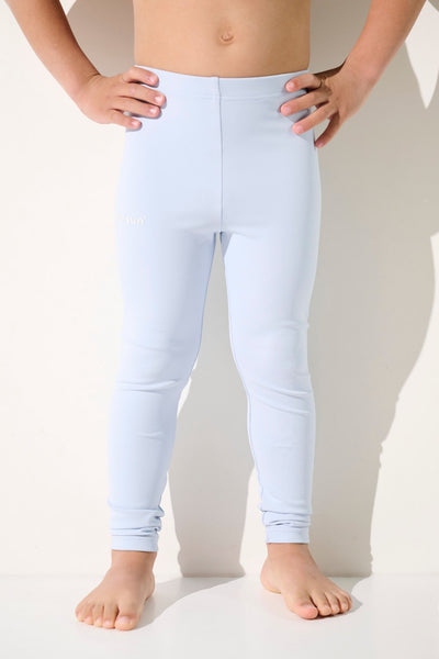 Legging de bain anti-UV Samoa en bleu clair pour enfant, léger, UPF 50+ pour une protection solaire optimale.