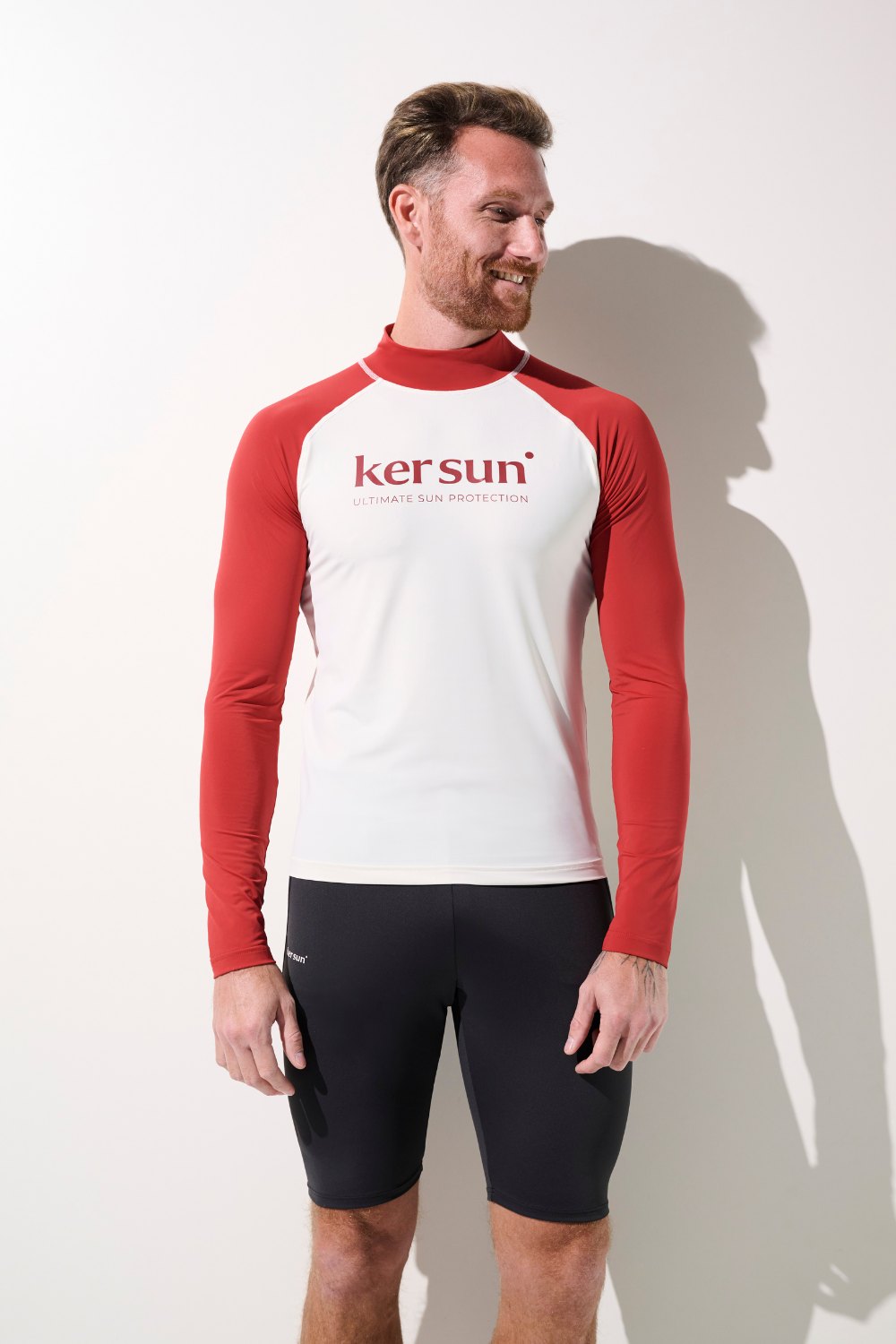 T-shirt de bain anti-UV - Malibu, rouge et blanc pour homme, manches longues, protection solaire UPF 50+.