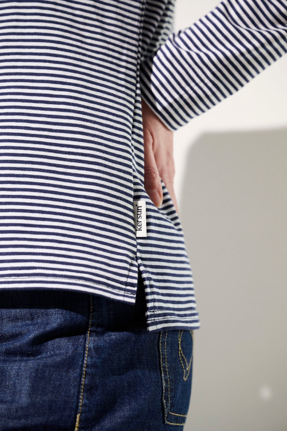 T-shirt anti-UV - La Rochelle rayé pour femme, UPF 50+, léger et élégant, idéal pour activités extérieures.